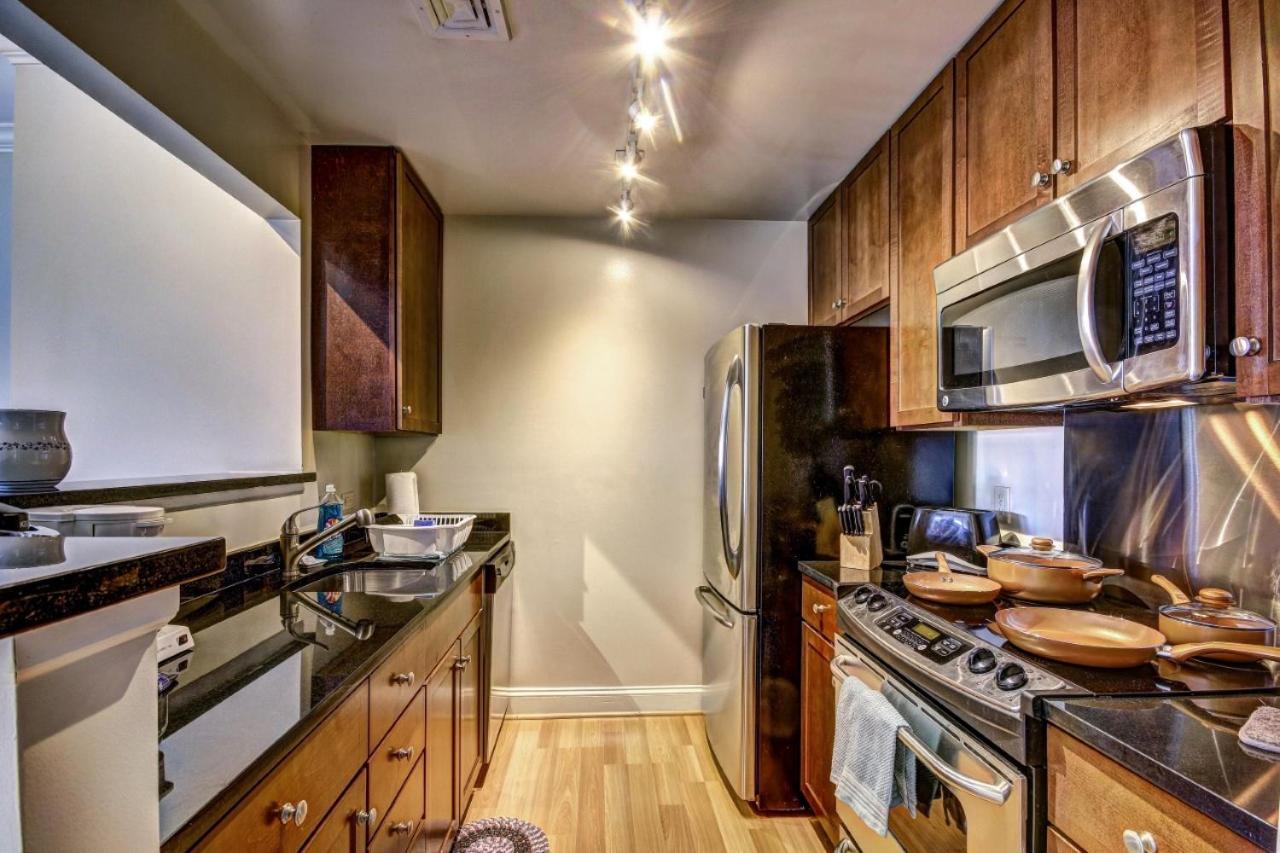 Chase Penthouse At 39 West Baltimore Inner Harbor Convention Center Free Indoor Parking One And Two Bedrooms Buitenkant foto