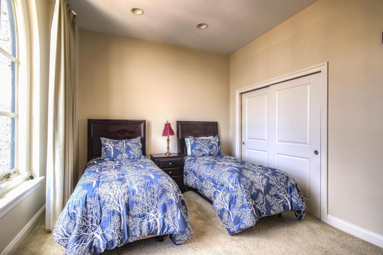 Chase Penthouse At 39 West Baltimore Inner Harbor Convention Center Free Indoor Parking One And Two Bedrooms Buitenkant foto