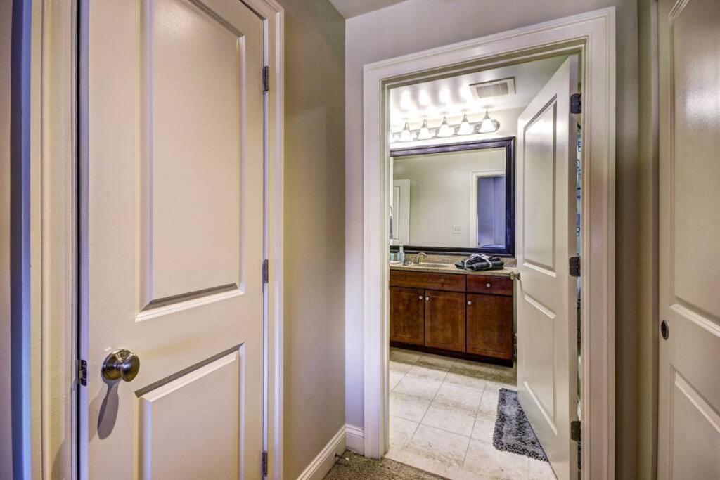 Chase Penthouse At 39 West Baltimore Inner Harbor Convention Center Free Indoor Parking One And Two Bedrooms Buitenkant foto