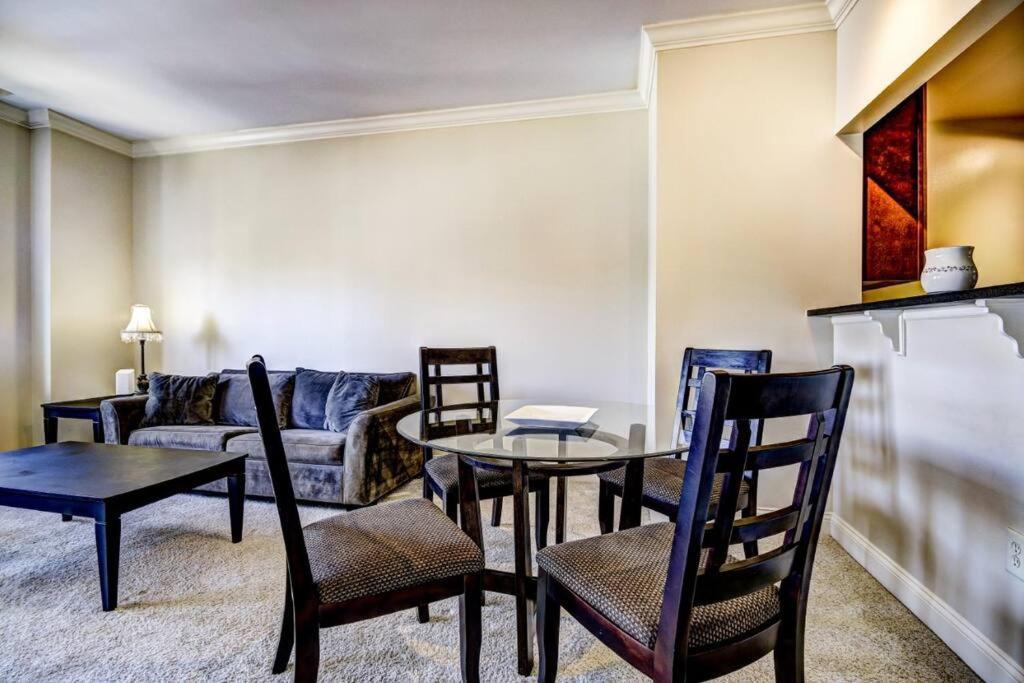 Chase Penthouse At 39 West Baltimore Inner Harbor Convention Center Free Indoor Parking One And Two Bedrooms Buitenkant foto