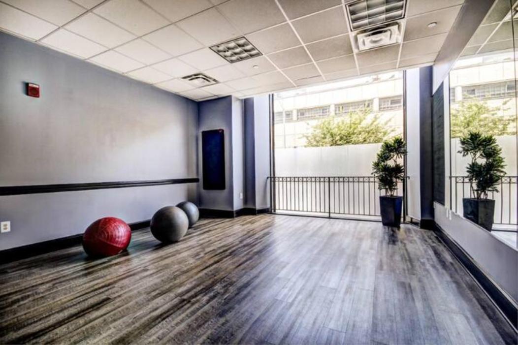Chase Penthouse At 39 West Baltimore Inner Harbor Convention Center Free Indoor Parking One And Two Bedrooms Buitenkant foto